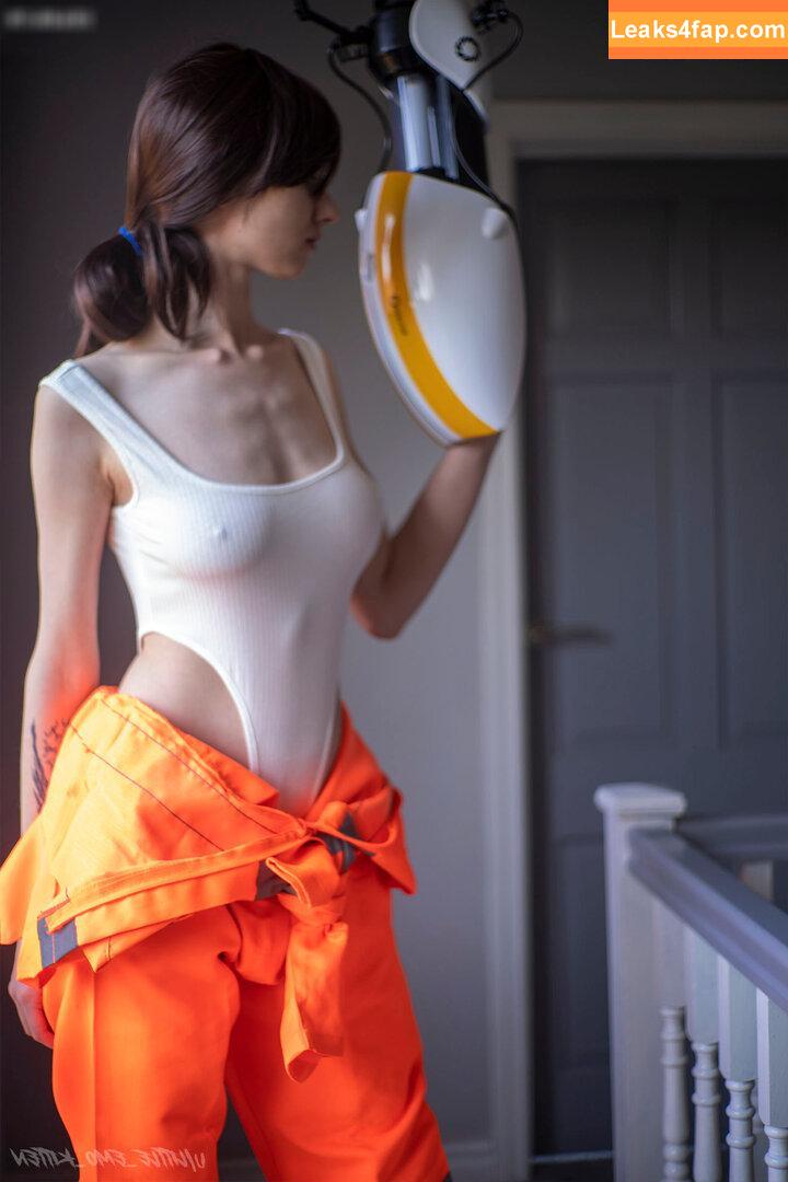 Little_emo_kitten / daddys_emo_girl leaked photo photo #1011