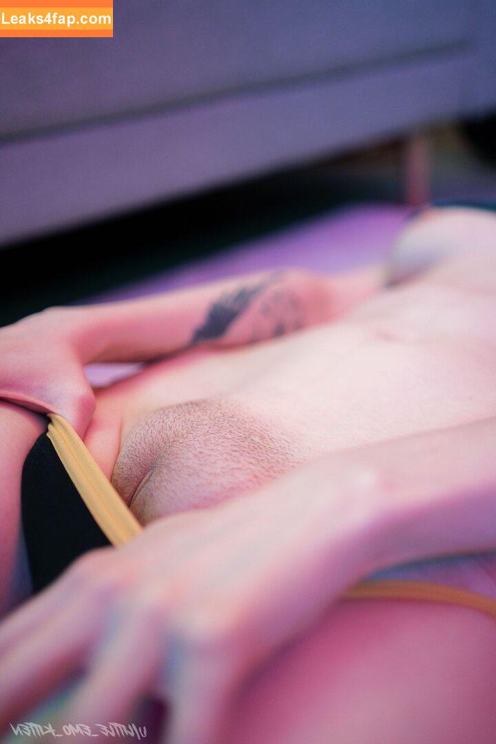 Little_emo_kitten / daddys_emo_girl leaked photo photo #1117