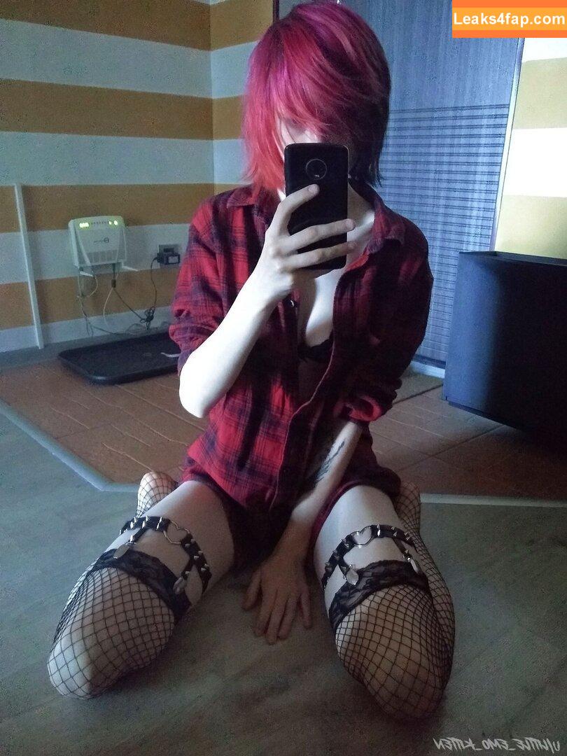 Little_emo_kitten / daddys_emo_girl leaked photo photo #1118
