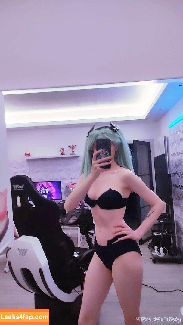 Little_emo_kitten / daddys_emo_girl leaked photo photo #1131