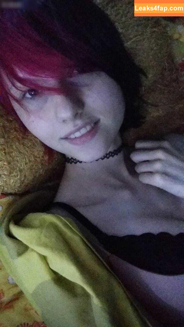Little_emo_kitten / daddys_emo_girl leaked photo photo #1150