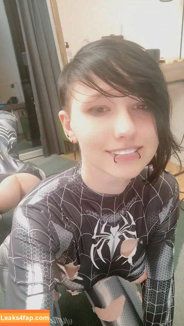 Little_emo_kitten / daddys_emo_girl leaked photo photo #1209