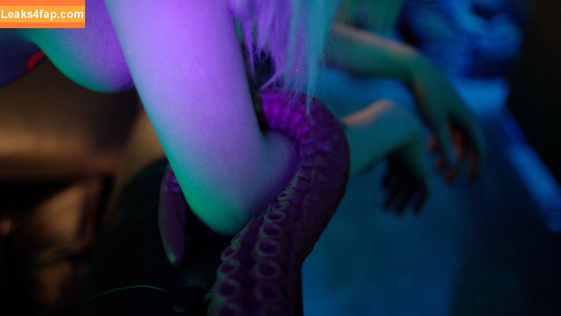Little_emo_kitten / daddys_emo_girl leaked photo photo #1250