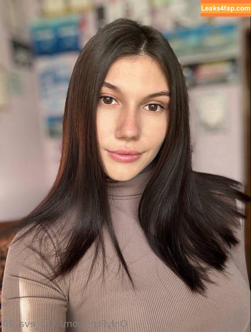 little_eva_21 /  leaked photo photo #0015