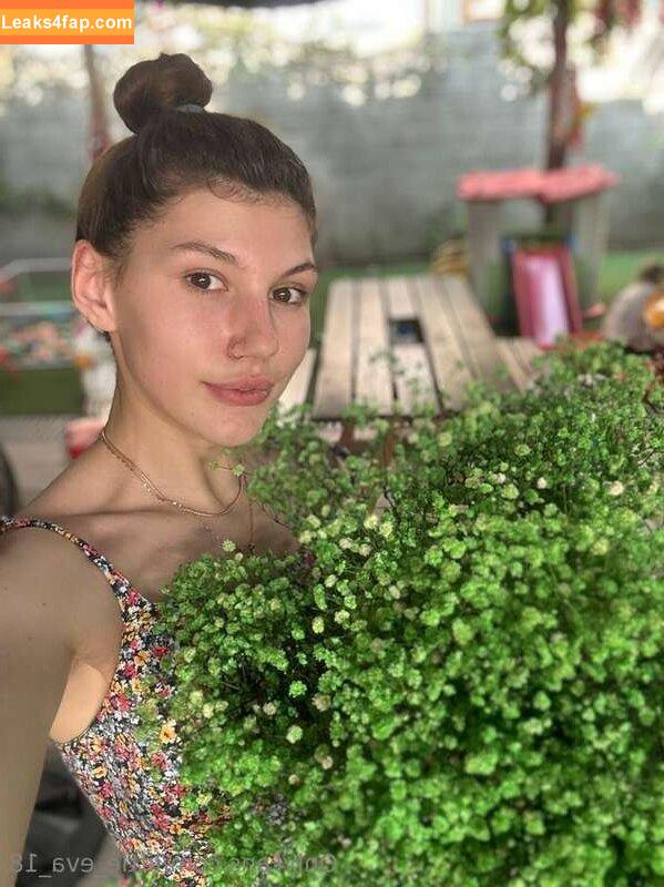 little_eva_vip / littleeva leaked photo photo #0088