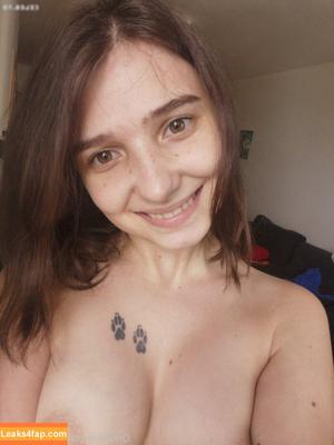 Little Nika aka littlecutenika photo #0104