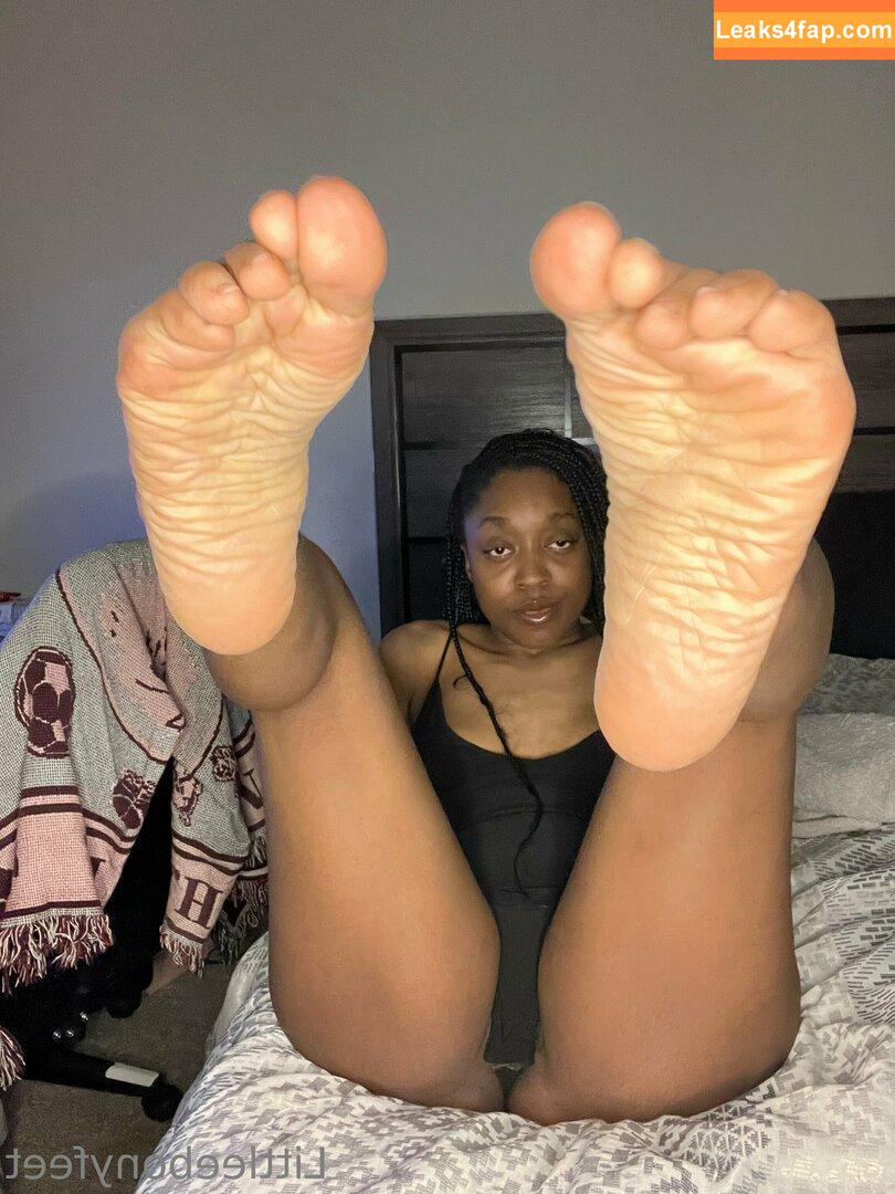 littleebonyfeet / prettyfeetpicsx leaked photo photo #0095