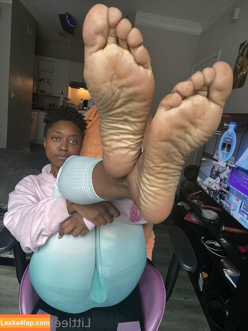 littleebonyfeet / prettyfeetpicsx leaked photo photo #0207