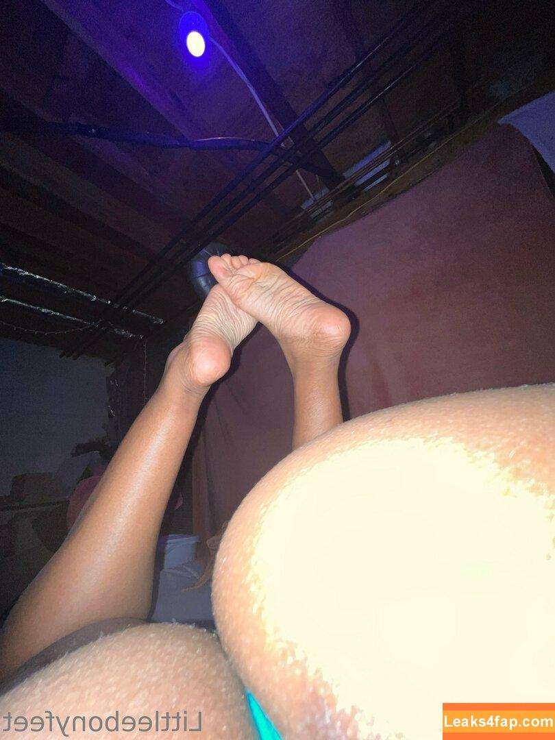 littleebonyfeet / prettyfeetpicsx leaked photo photo #0263