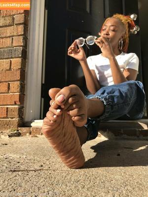 littleebonyfeet photo #0009