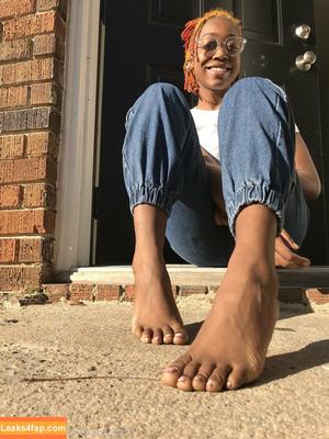 littleebonyfeet photo #0018