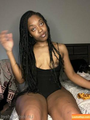 littleebonyfeet photo #0081