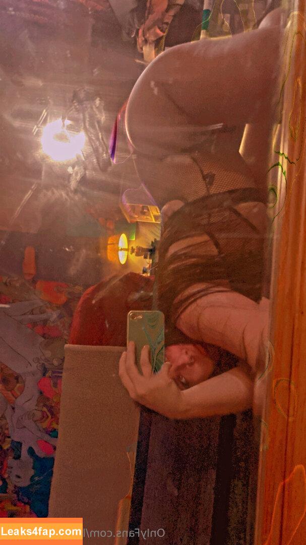 littlegirlpeachh / akiramace leaked photo photo #0017