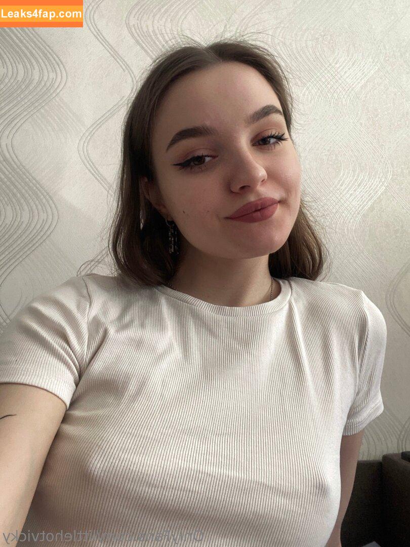 littlehottyvi / Viki leaked photo photo #0088