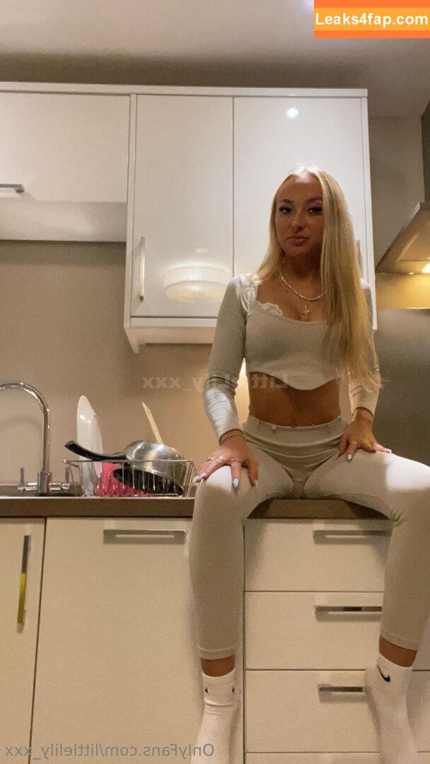 littlelily_xxx / littlelilypuffs leaked photo photo #0007
