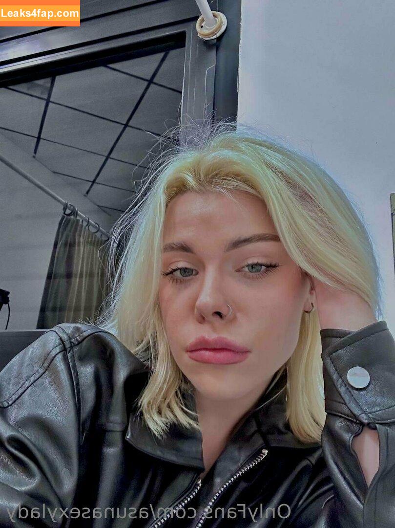 littlesabrina /  leaked photo photo #0004