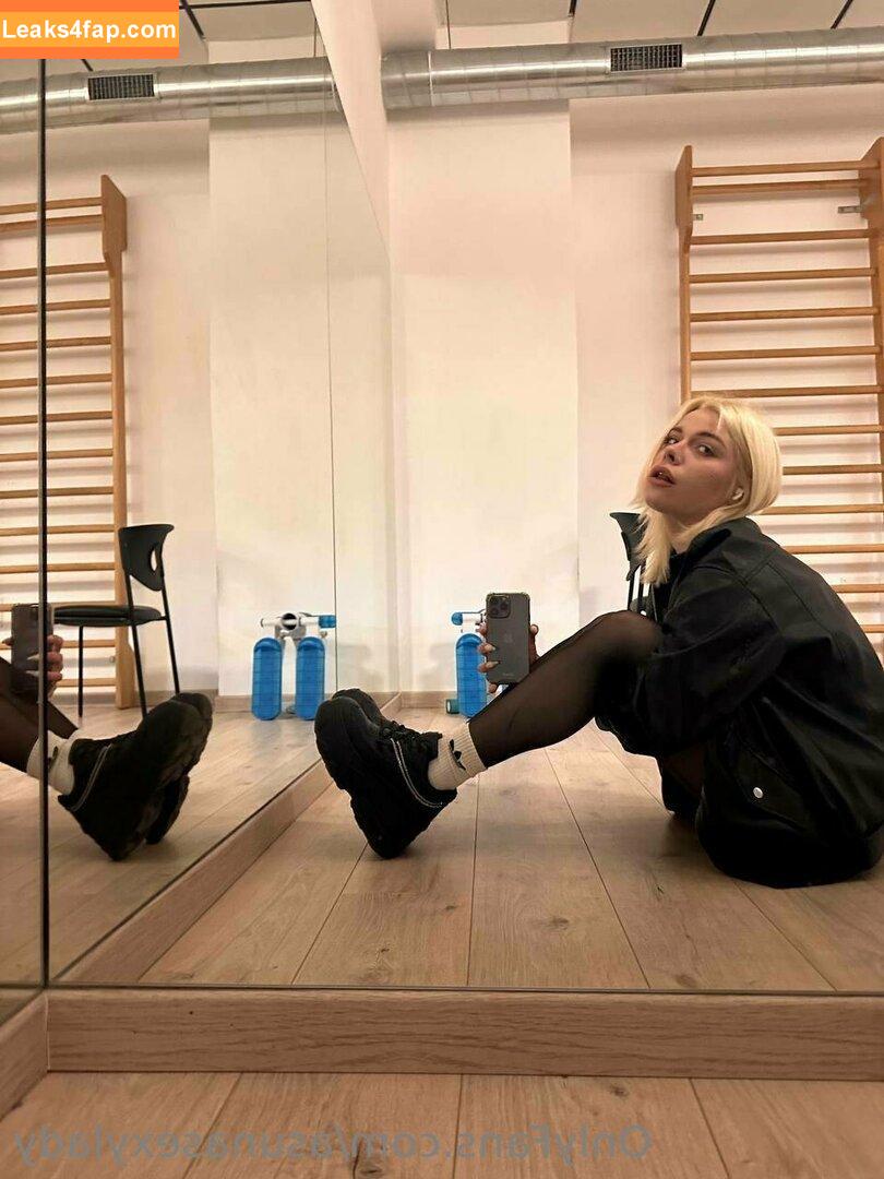 littlesabrina /  leaked photo photo #0011