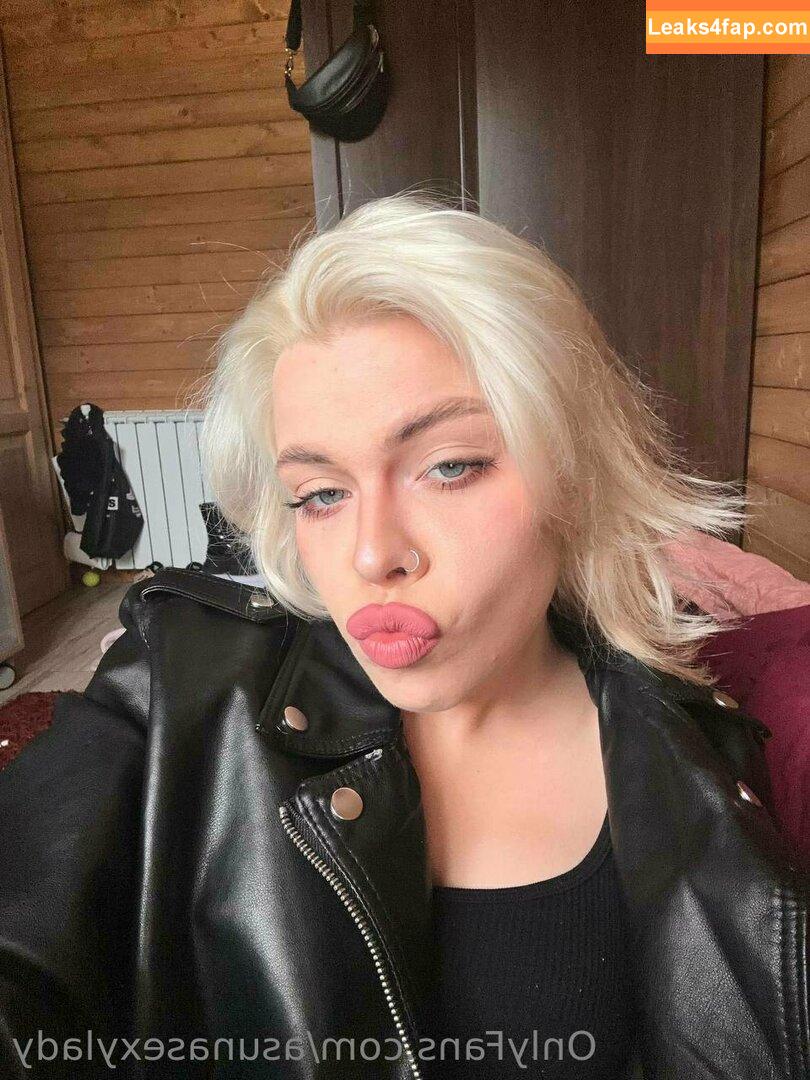 littlesabrina /  leaked photo photo #0031