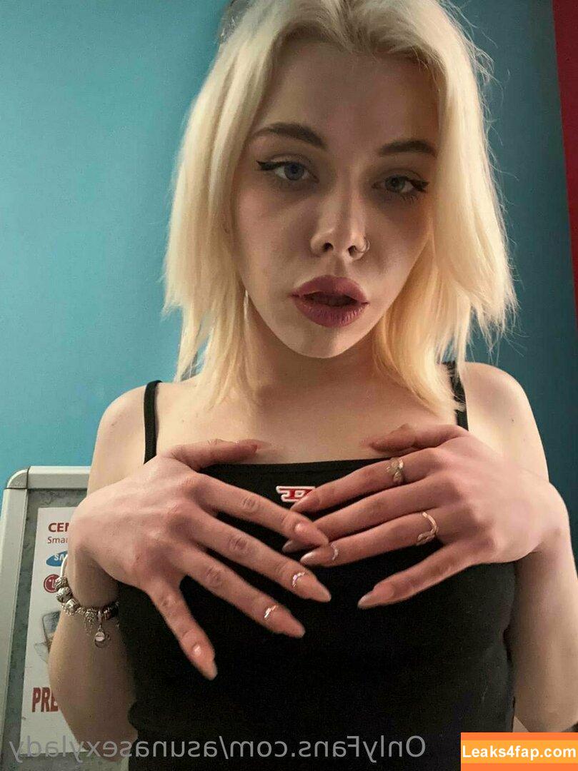 littlesabrina /  leaked photo photo #0033