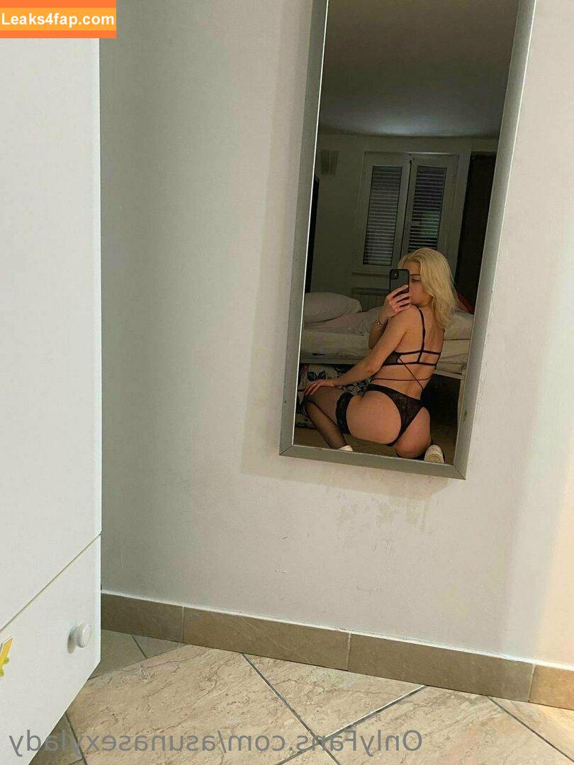 littlesabrina /  leaked photo photo #0042