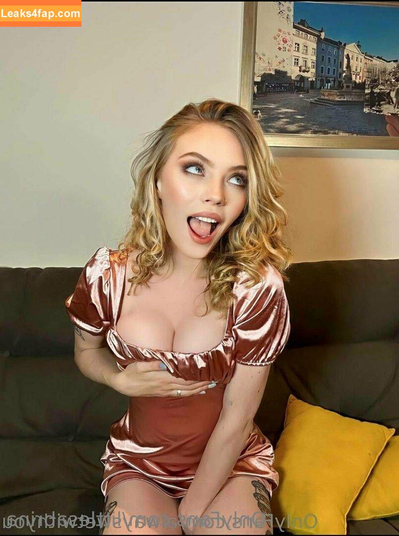 littlesabrina /  leaked photo photo #0479