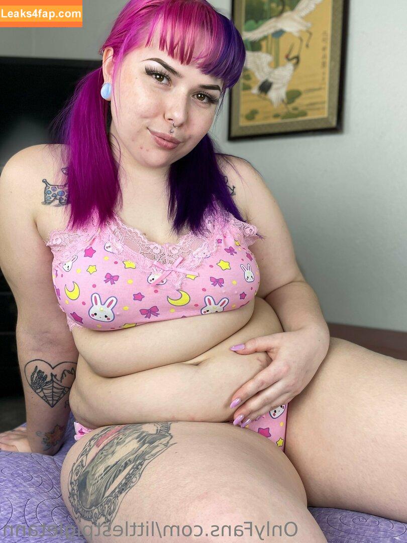 littlestpigletann / ilychubbygrilz leaked photo photo #0371