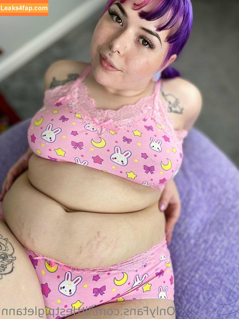 littlestpigletann / ilychubbygrilz leaked photo photo #0388