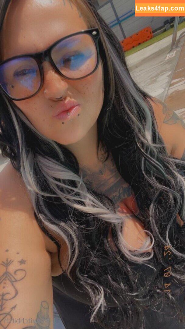 littlewitchbitchbritfree /  leaked photo photo #0002