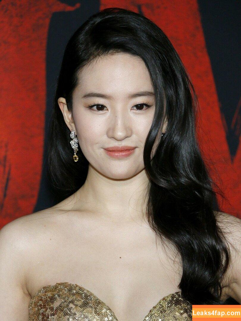 Liu Yifei / yifei_cc leaked photo photo #0001