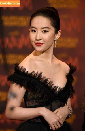 Liu Yifei photo #0008