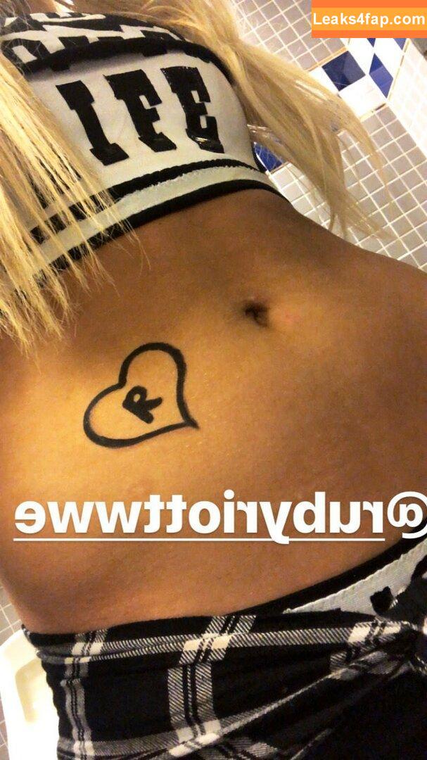 Liv Morgan / yaonlylivvonce leaked photo photo #0328