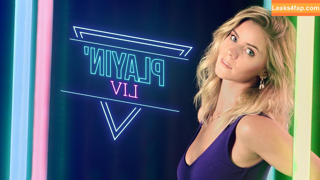 Liv Swearingen /  leaked photo photo #0003