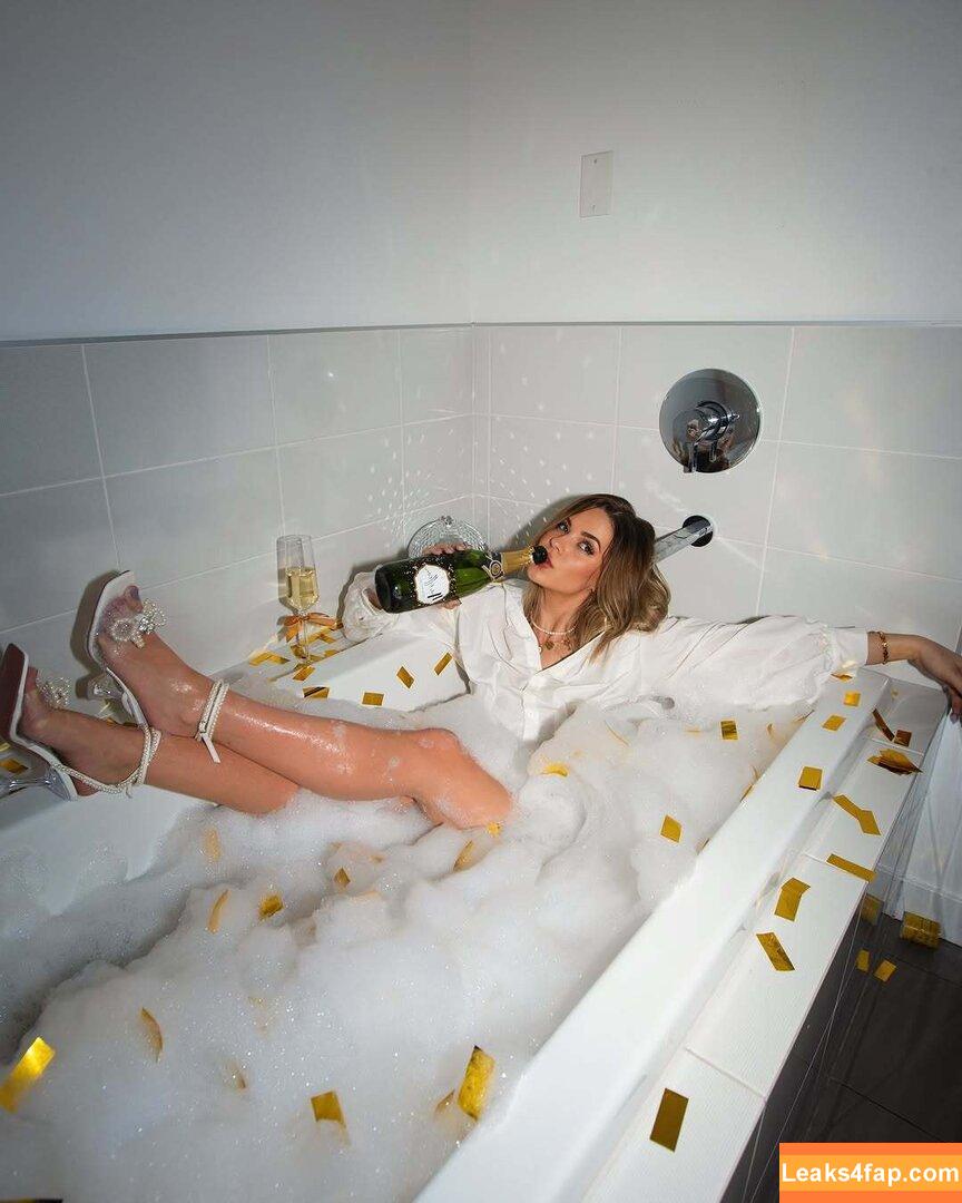 Liv Swearingen /  leaked photo photo #0012