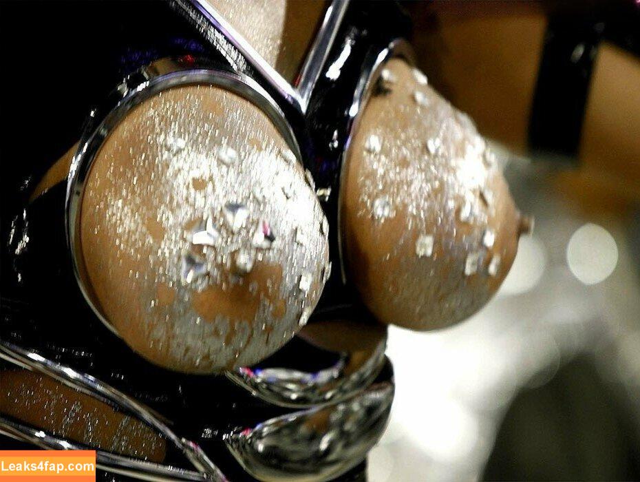 Lívia Andrade / Livia Andrade / liviaandradereal leaked photo photo #0370