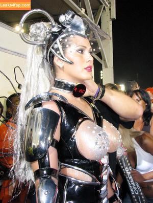 Lívia Andrade photo #0073