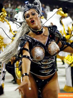 Lívia Andrade photo #0079