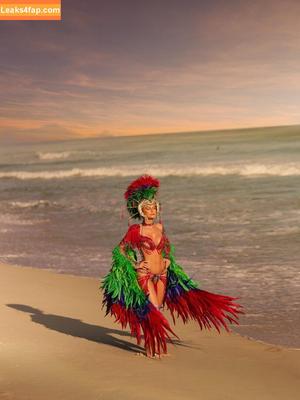 Lívia Andrade photo #0405