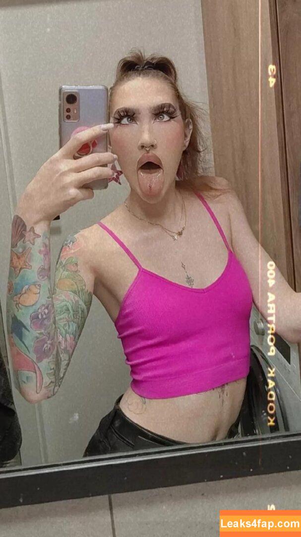 livia005 /  leaked photo photo #0013