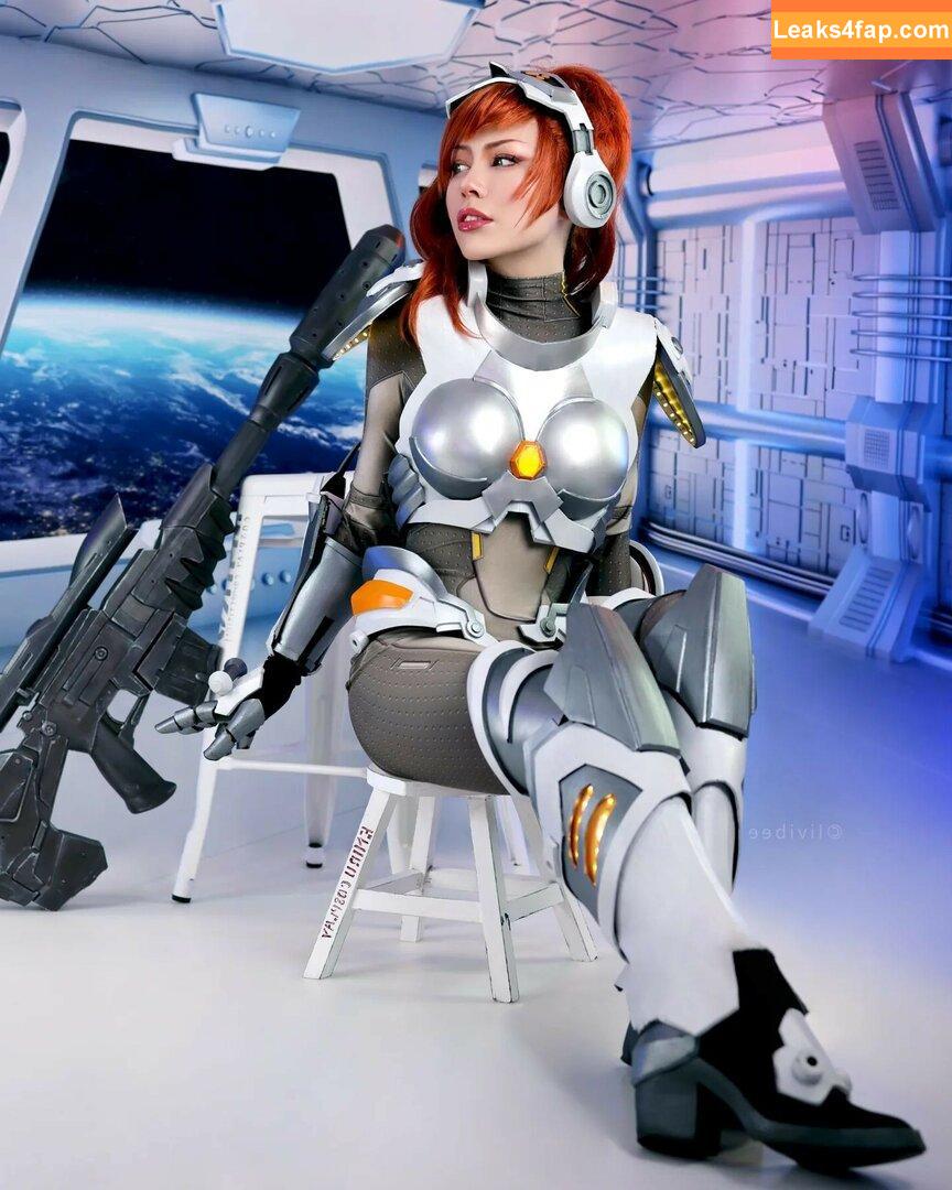 Livibee / Simp Chat / livibeeee leaked photo photo #0001