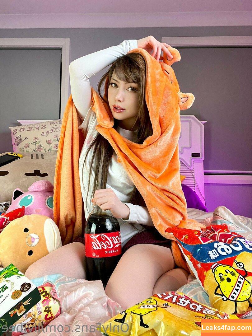 Livibee / Simp Chat / livibeeee leaked photo photo #0185