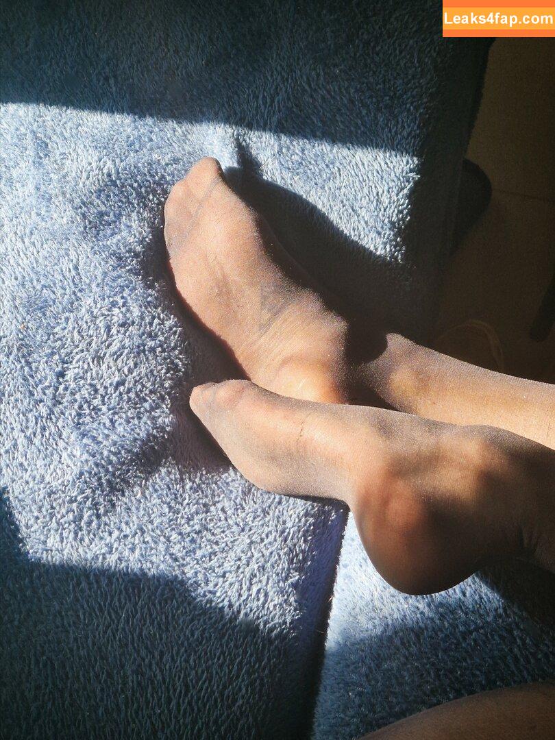 Livie Feet / LivieFeet / tattoo_french_feet leaked photo photo #0003