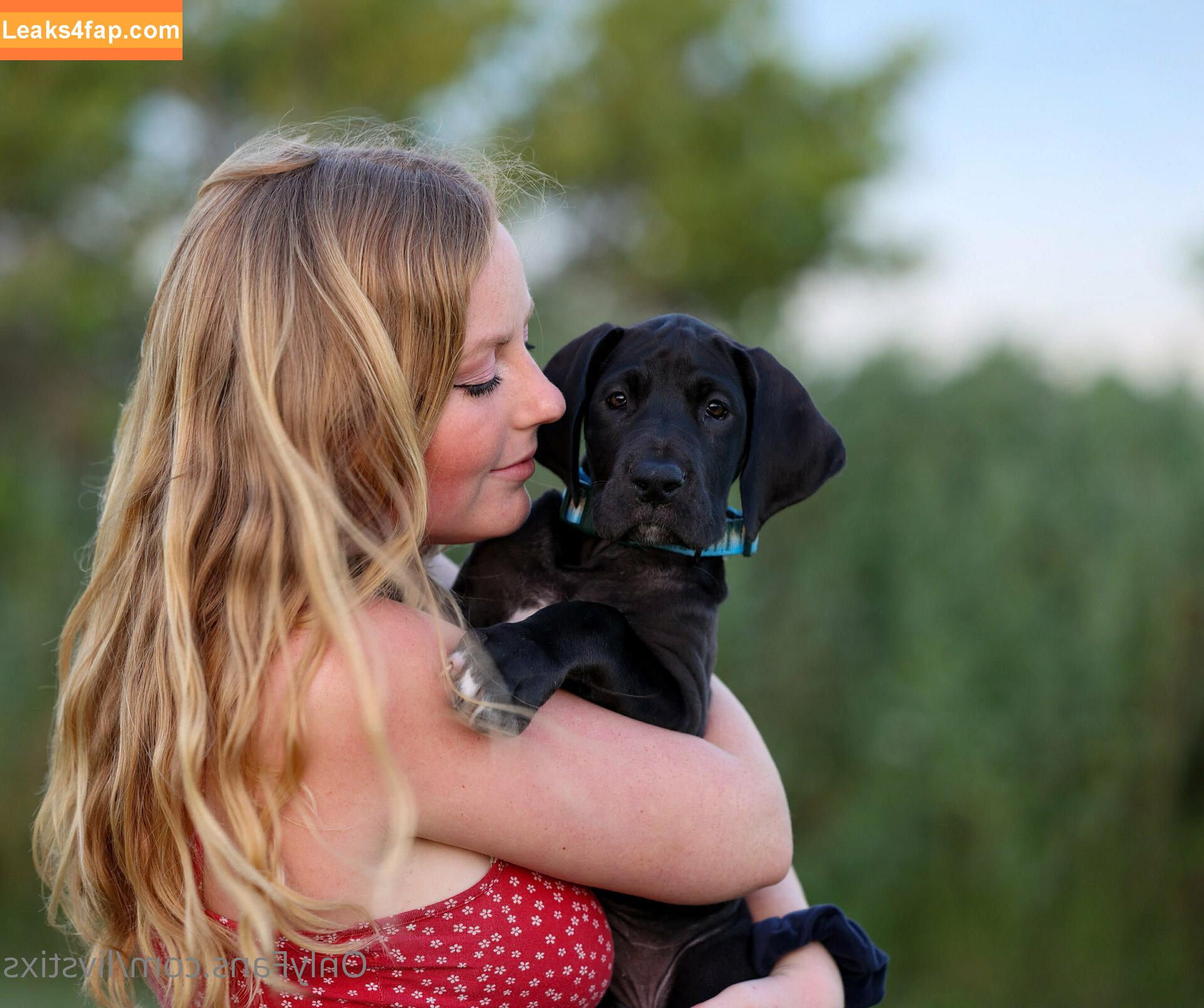 Livstixs / Simp Chat leaked photo photo #0118