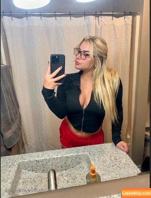 livvymack photo #0007