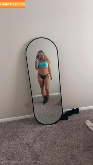 livvymack photo #0012
