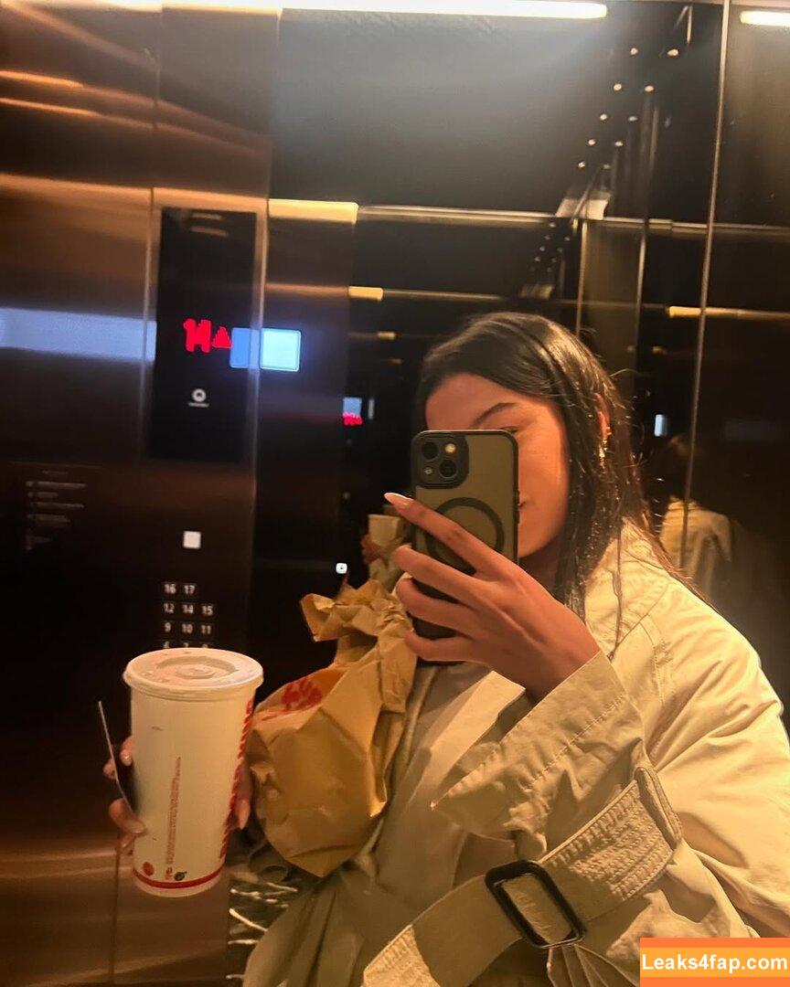 liyamizrahii / https: leaked photo photo #0027