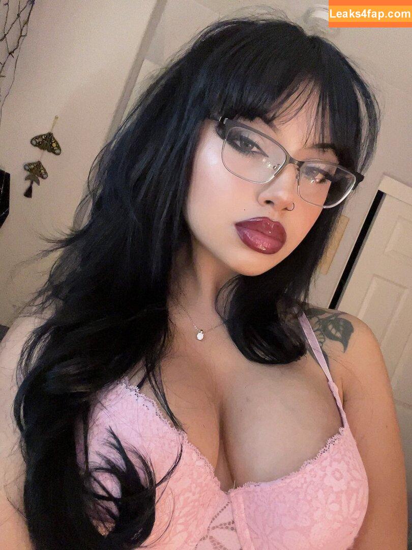 Liz Alexa /  leaked photo photo #0001