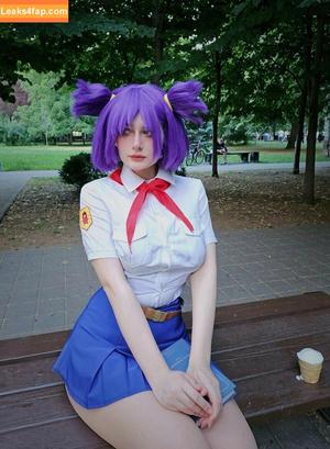 Liz Joestar photo #0005