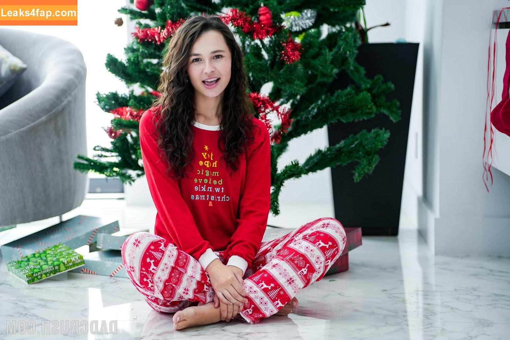 Liz Jordan / Lizjordanxxx / Lizzabell3 / notlizjordan / thelizziejordan leaked photo photo #0275