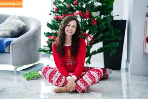 Liz Jordan photo #0256