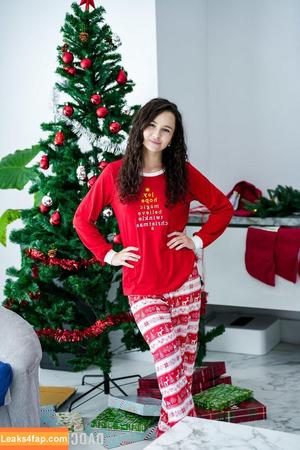 Liz Jordan photo #0261